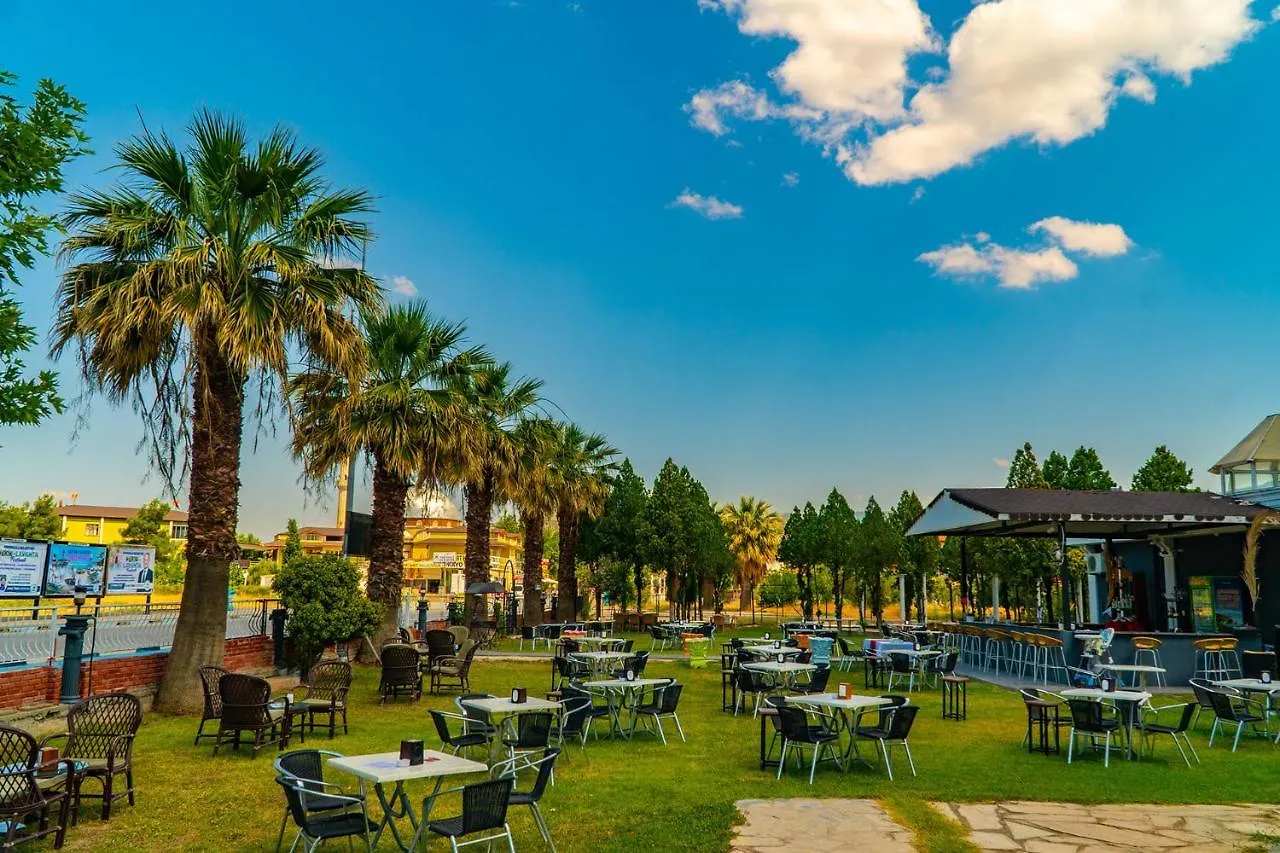Otel Larina Thermal Resort&Spa Denizli